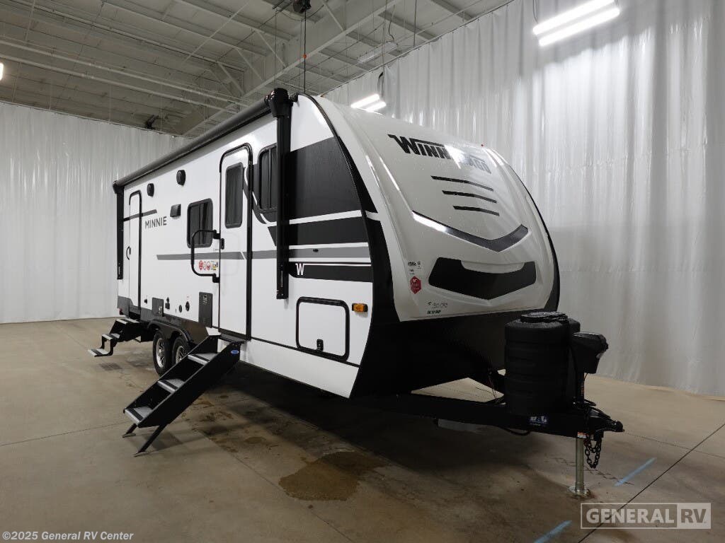 New 2025 Winnebago Minnie 2326BH available in Fort Myers, Florida