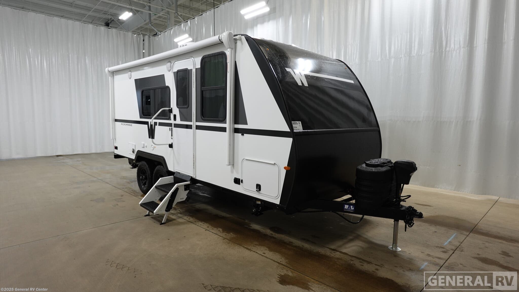 New 2026 Winnebago Micro Minnie 2108DS available in Fort Myers, Florida