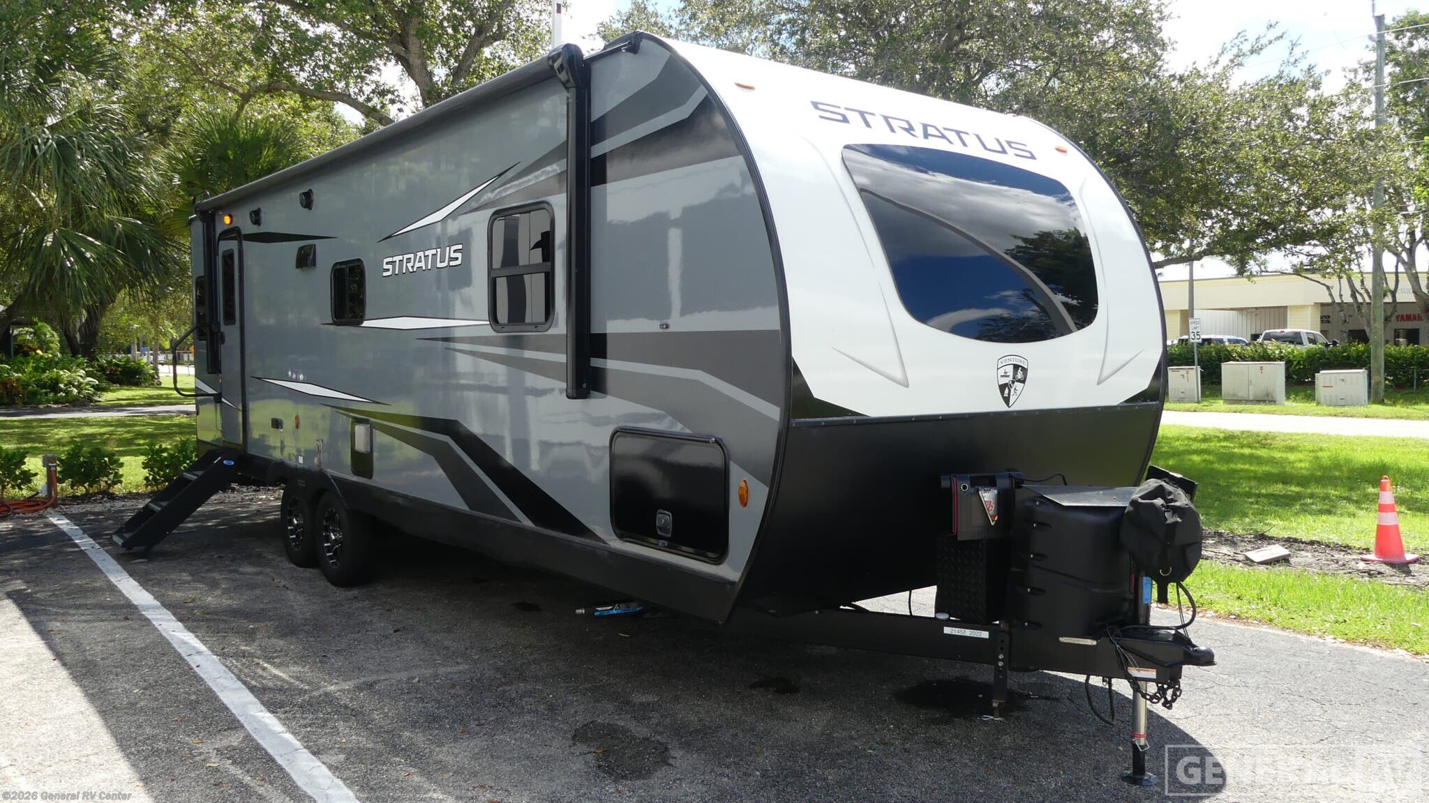 Used 2022 Venture RV Stratus ULTRA-LITE SR261VRL available in Fort Myers, Florida