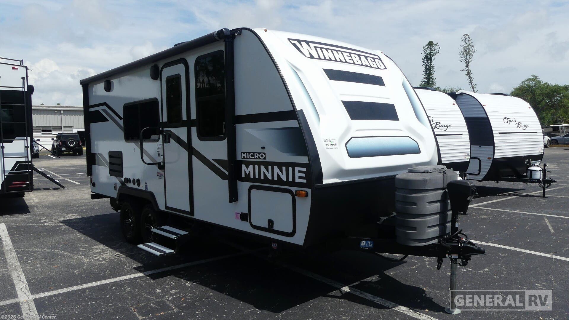 Used 2024 Winnebago Micro Minnie 2108FBS available in Fort Myers, Florida