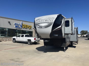 Used 2017 Heartland Gateway 3712RDMB available in Cleburne, Texas