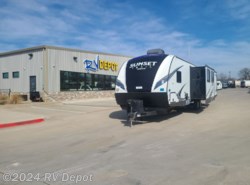Used 2018 Keystone  SUNSET TRAIL 331BH available in Cleburne, Texas