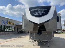 Used 2018 Highland Ridge Open Range 387RBS available in Cleburne, Texas