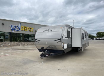 Used 2016 CrossRoads   available in Cleburne, Texas