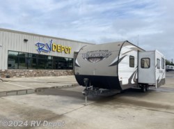 Used 2016 Forest River Wildwood 28DBUD available in Cleburne, Texas