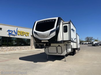 Used 2022 Keystone Montana 351BH available in Cleburne, Texas