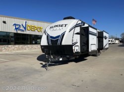 Used 2021 Keystone  SUNSET TRAIL 330SI available in Cleburne, Texas