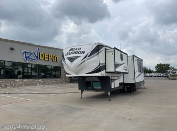 Used 2019 Heartland Road Warrior 427RW available in Cleburne, Texas