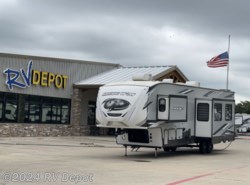 Used 2022 Forest River Arctic Wolf 3770SUIT available in Cleburne, Texas