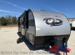 Used 2022 Forest River Cherokee Grey Wolf 26DBH available in Fairfield, Texas
