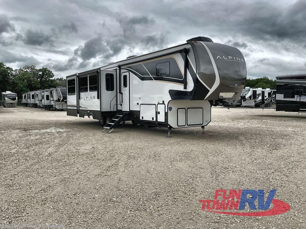 New 2025 Keystone Alpine Avalanche Edition 366LS available in Fairfield, Texas