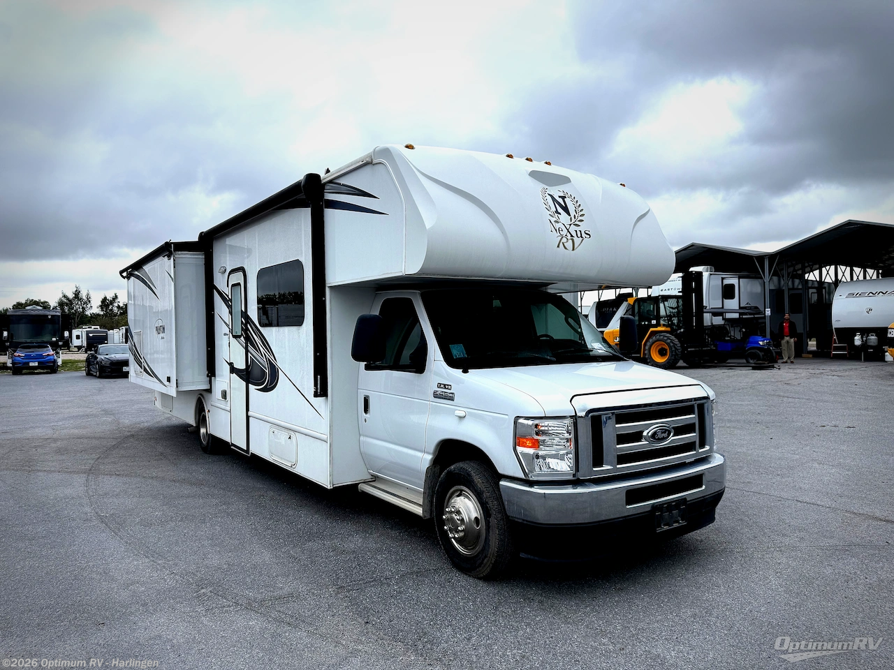 Used 2021 Nexus Phantom 32P available in La Feria, Texas