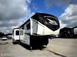 Used 2024 Jayco Pinnacle 37MDQS available in La Feria, Texas