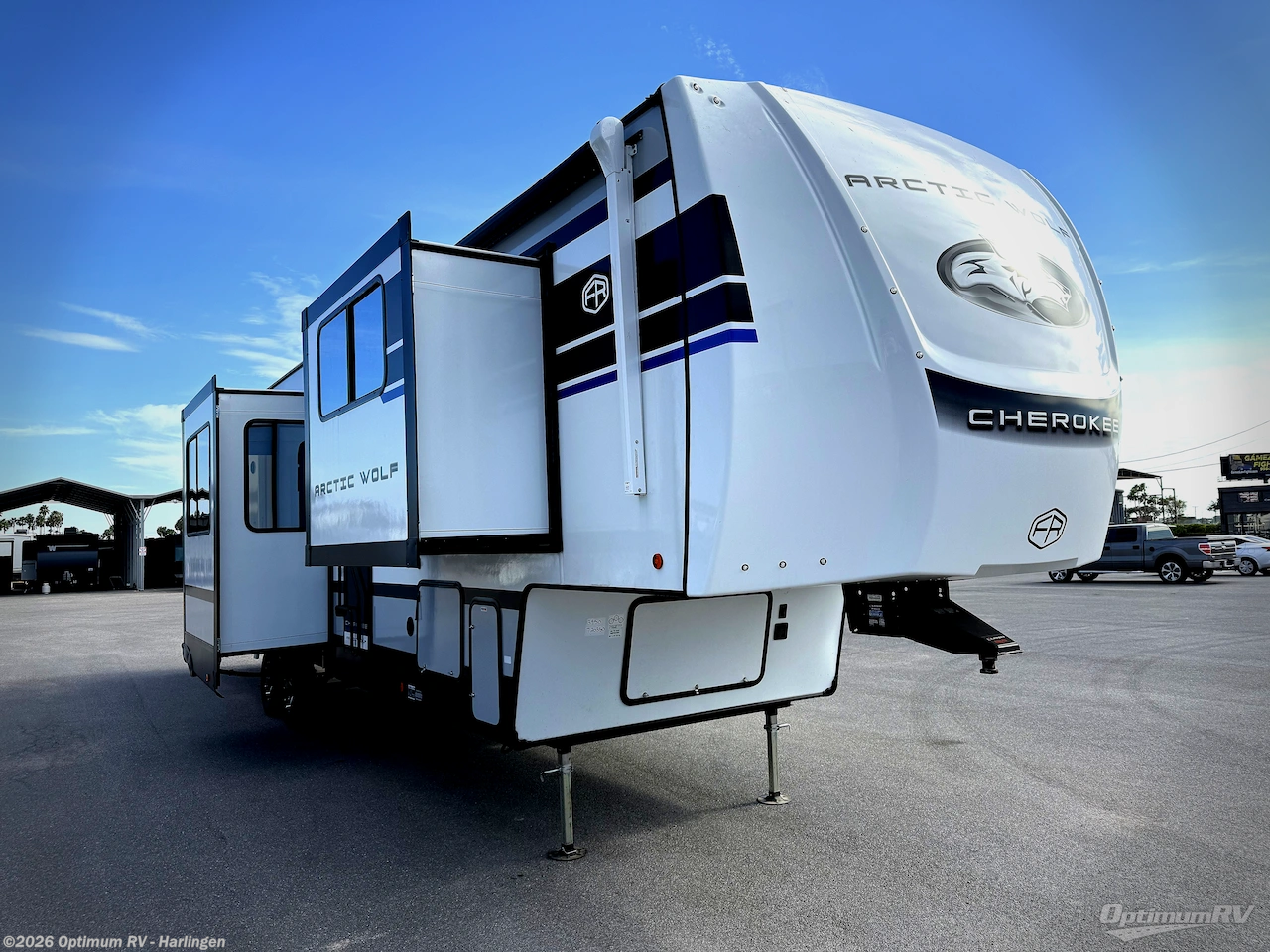 New 2027 Forest River Cherokee Arctic Wolf 3950SUITE available in La Feria, Texas