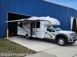 Used 2016 Born Free Splendor pull out couch, bath back, double back available in Sheboygan, Wisconsin