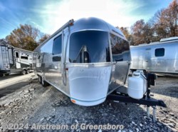 New 2024 Airstream Flying Cloud 27FB available in Colfax, North Carolina