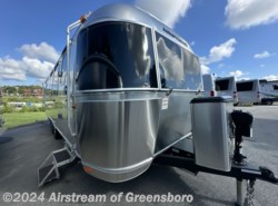 New 2024 Airstream Flying Cloud 28RB available in Colfax, North Carolina