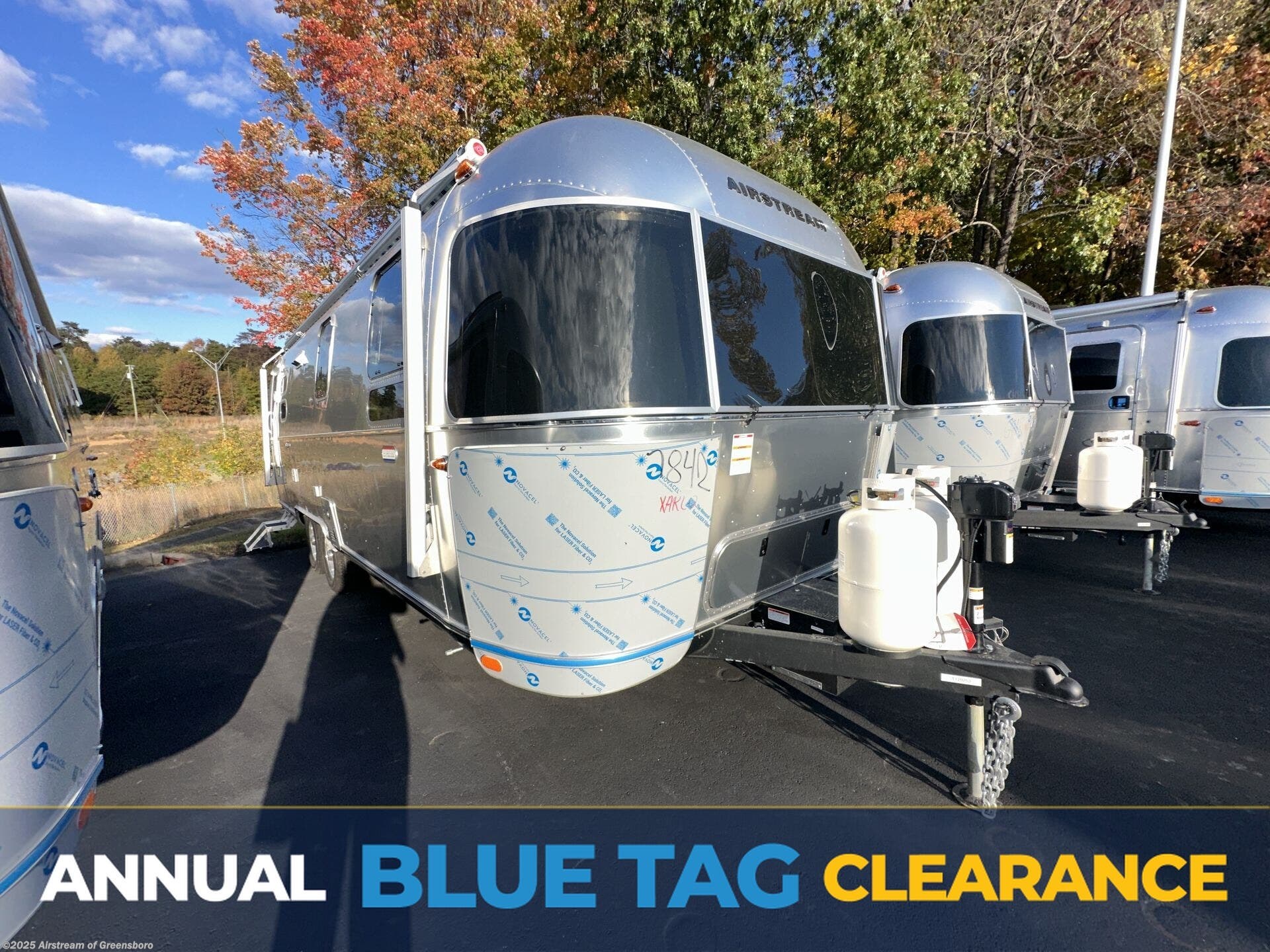 New 2026 Airstream International 27FB available in Colfax, North Carolina