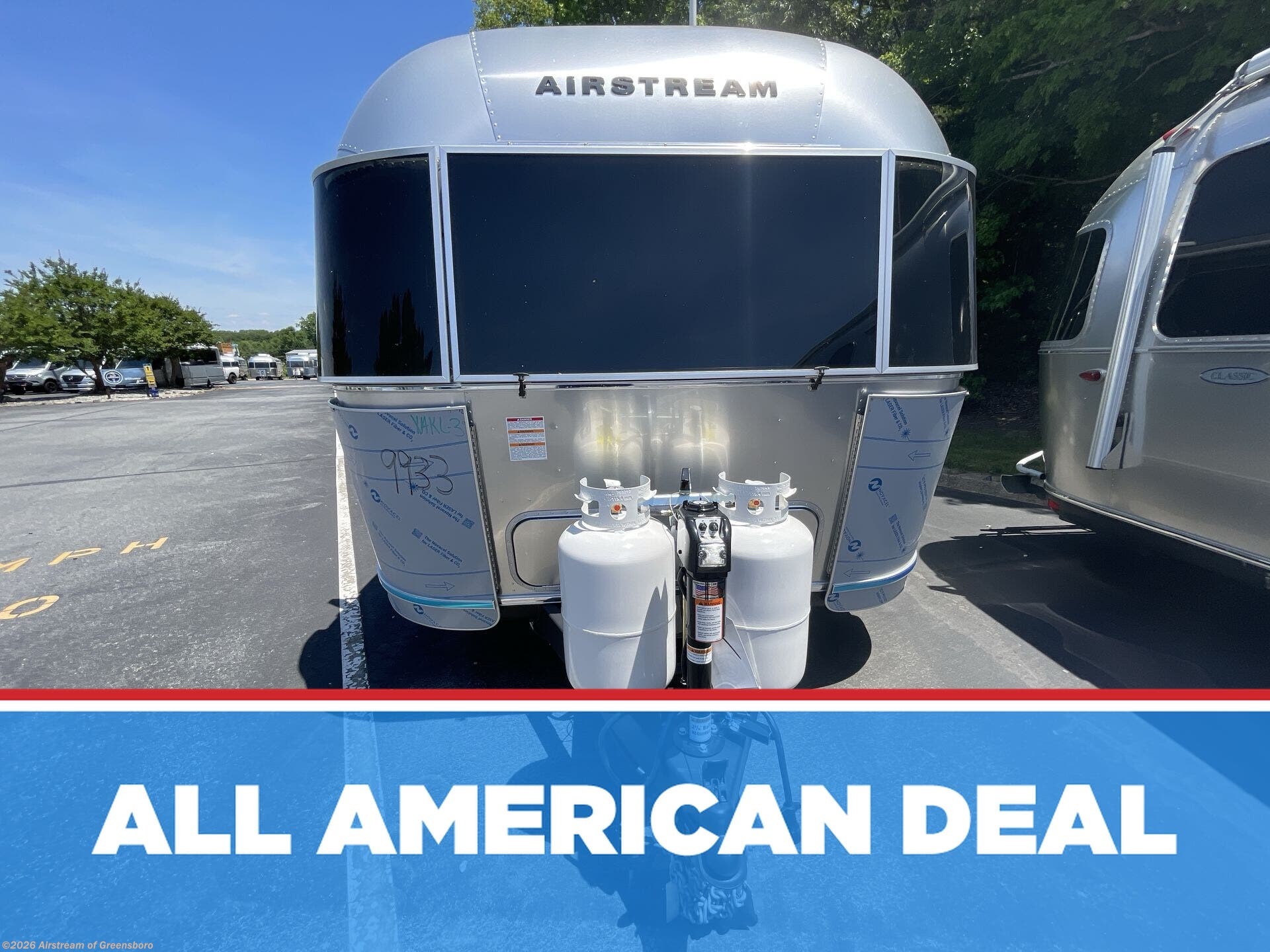 New 2026 Airstream Globetrotter 27FB available in Colfax, North Carolina
