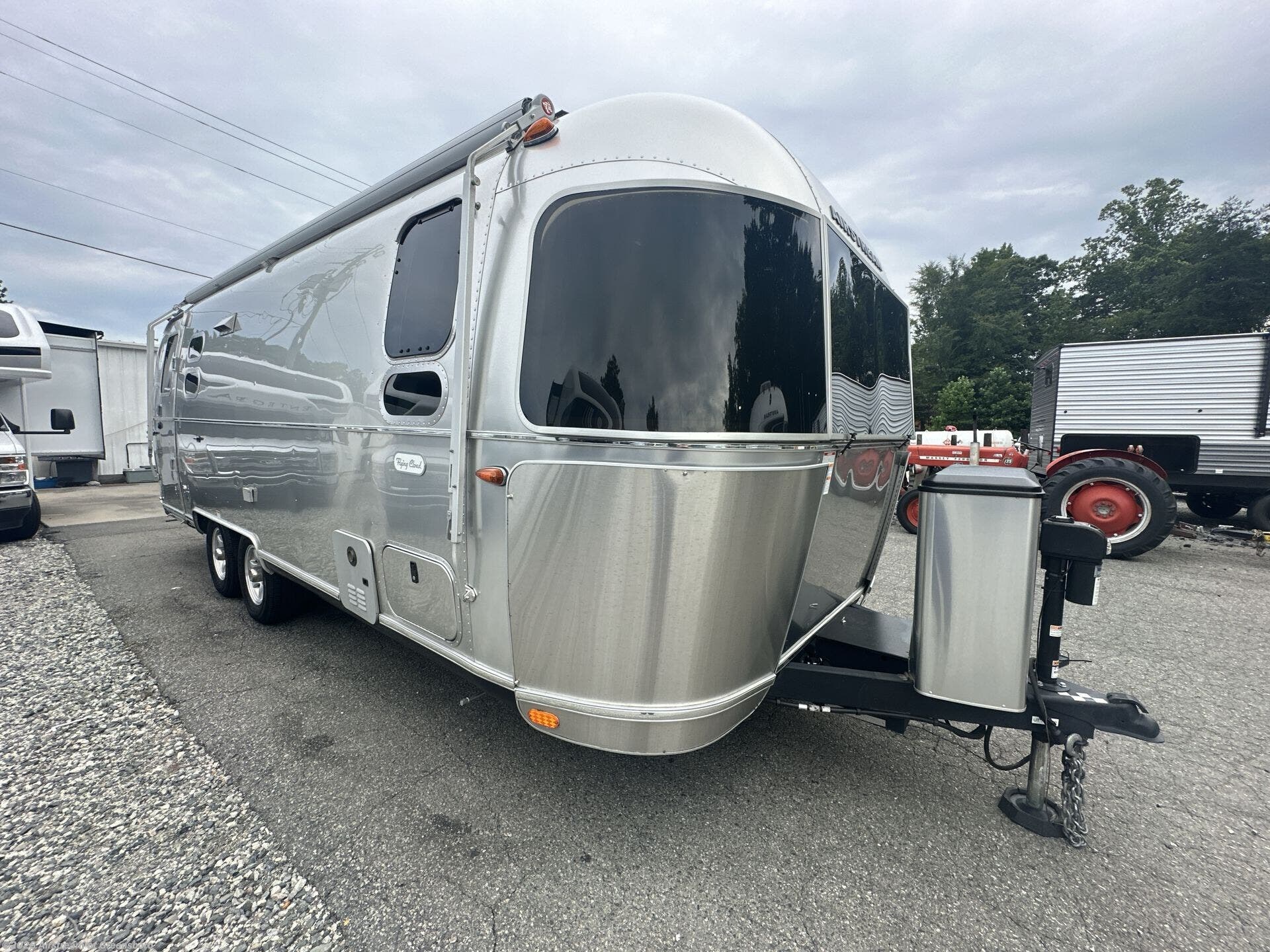 Used 2024 Airstream Flying Cloud 25FB available in Colfax, North Carolina