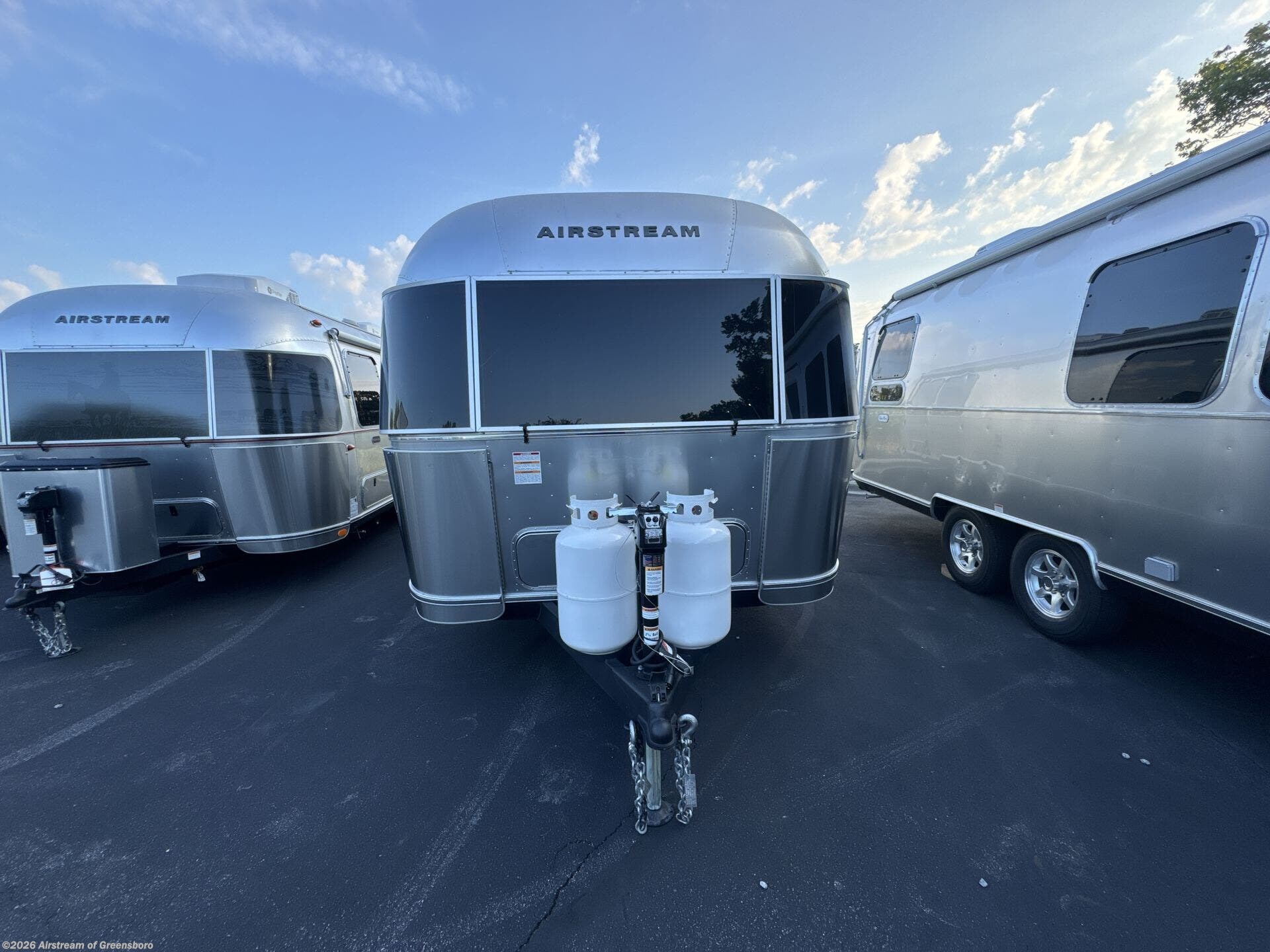 New 2027  Airstream Flying Cloud 25FB Twin by Airstream from Airstream of Greensboro in Colfax, NC