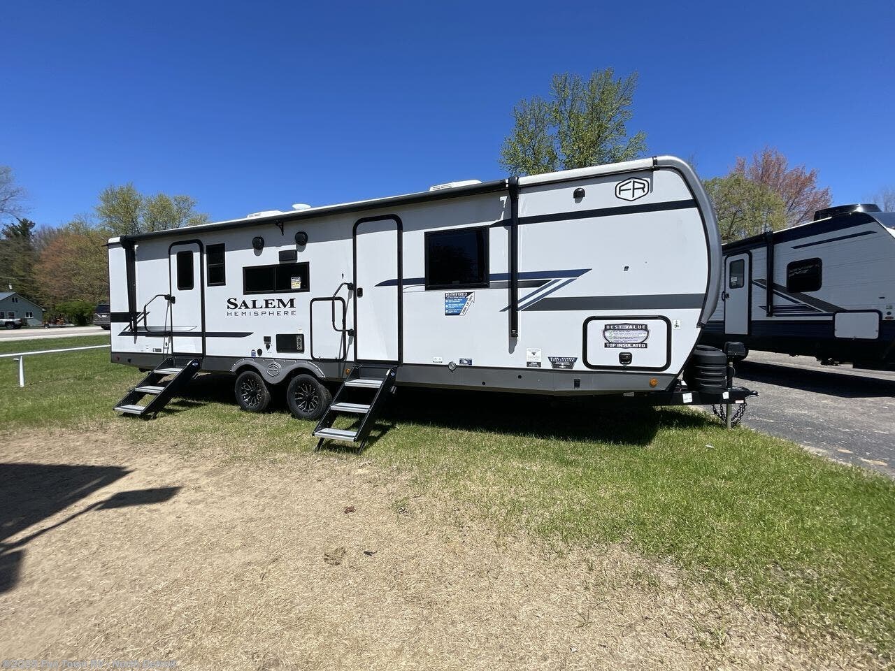 New 2025 Forest River Salem Hemisphere 265BSRB available in North Branch, Michigan