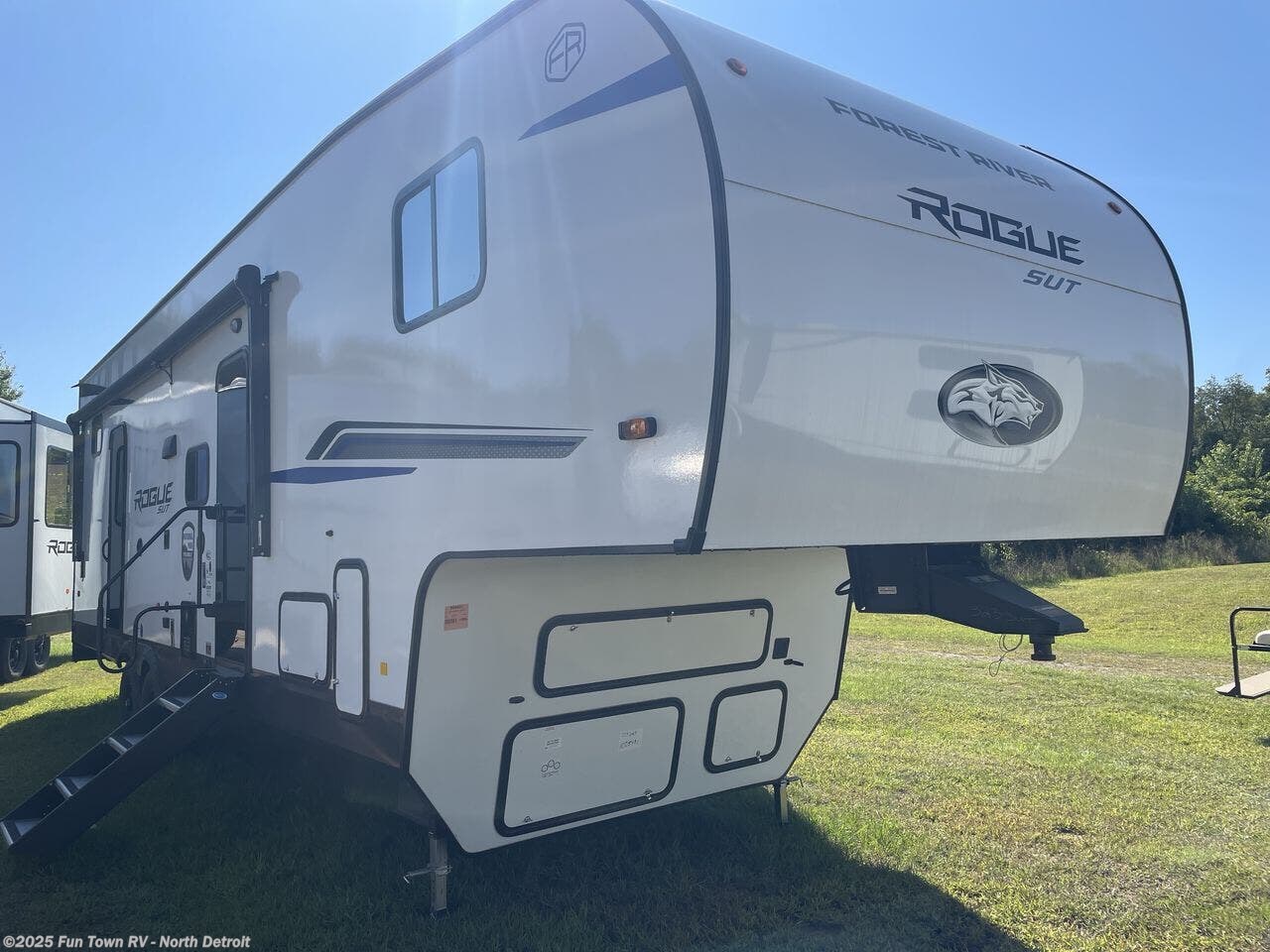 New 2025 Forest River Vengeance Rogue SUT 323SUT available in North Branch, Michigan