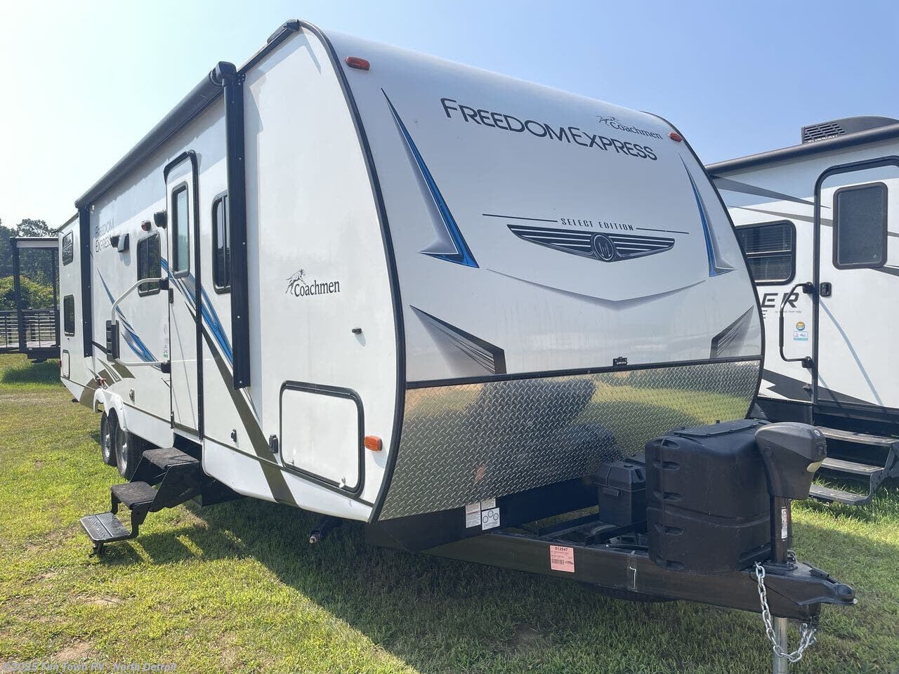 Used 2020 Coachmen Freedom Express 29SE available in North Branch, Michigan