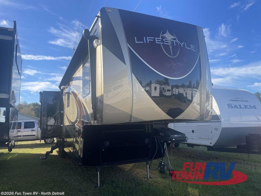 Used 2015 Lifestyle Luxury RV Lifestyle LS38RS available in North Branch, Michigan