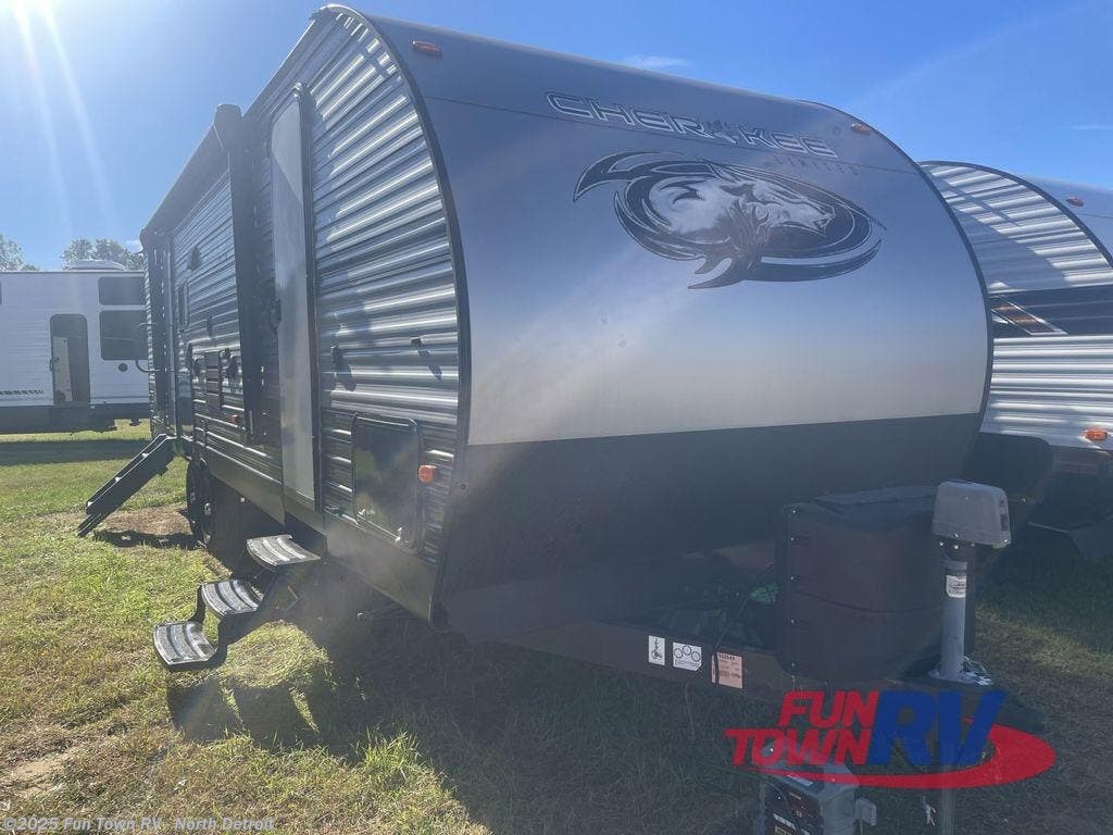 Used 2020 Forest River Cherokee 264DBH available in North Branch, Michigan