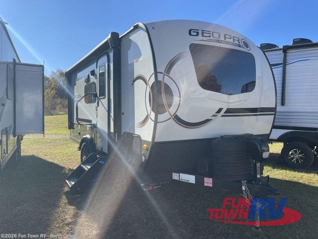 Used 2024 Forest River Rockwood Geo Pro G19BH available in North Branch, Michigan