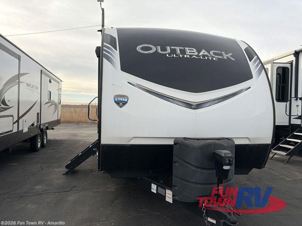 Used 2019 Keystone Outback Ultra Lite 261UBH available in Amarillo, Texas