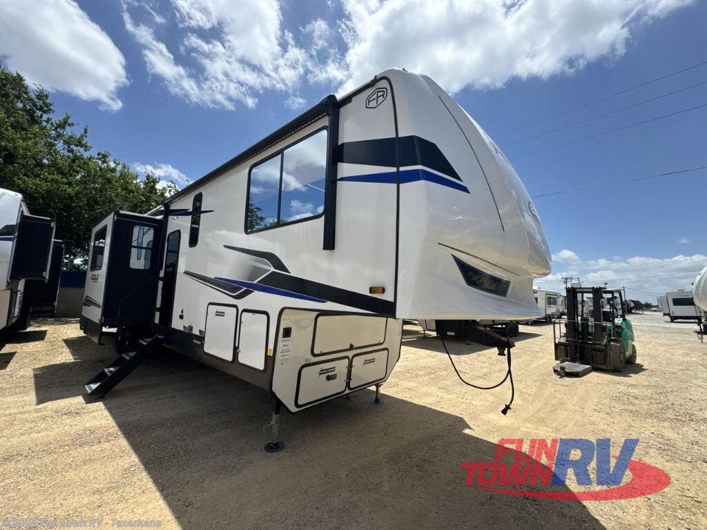 New 2025 Forest River Vengeance Rogue Armored 351G2 available in Texarkana, Arkansas