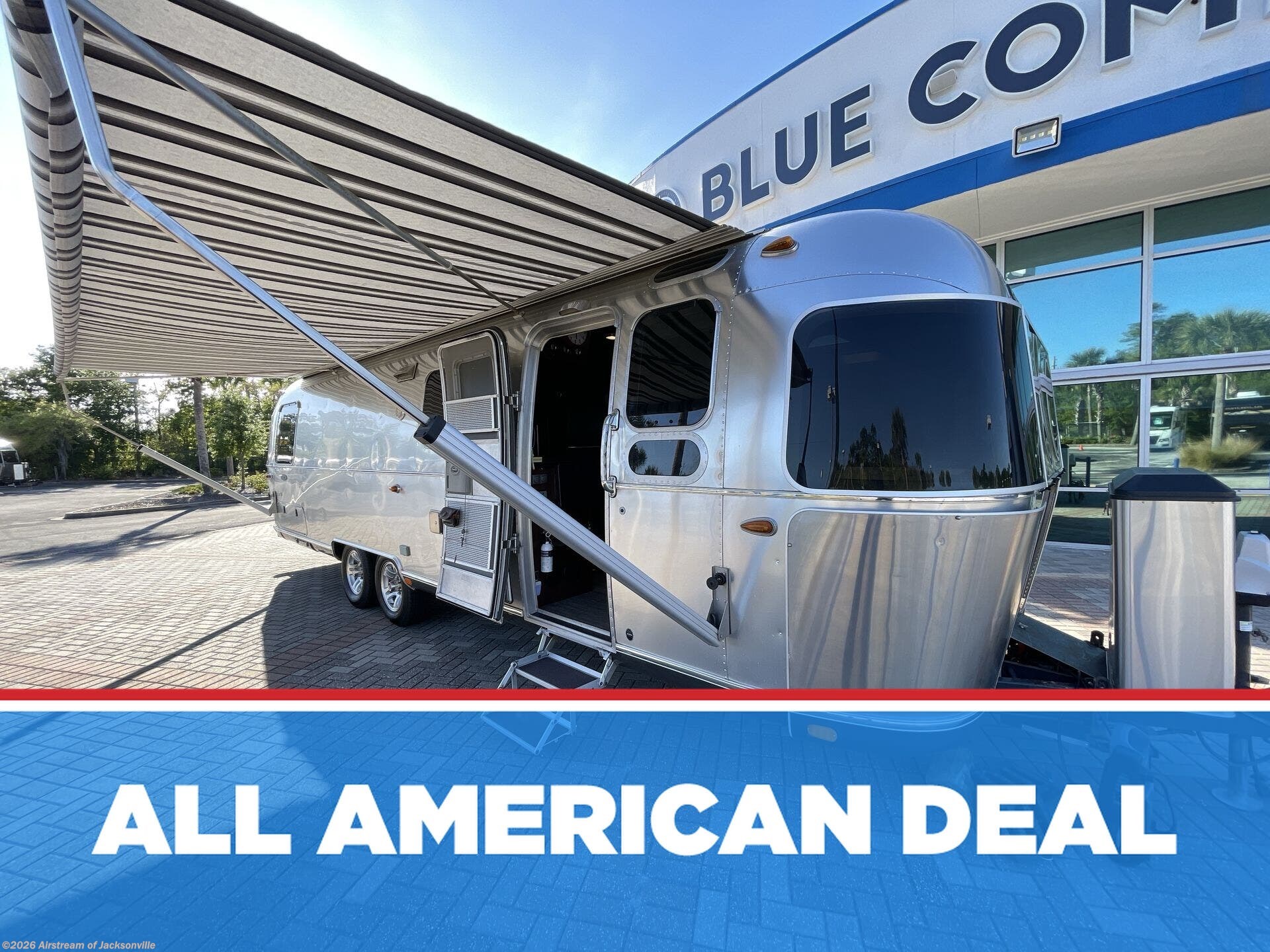 Used 2016 Airstream Classic 30 Twin available in Jacksonville, Florida