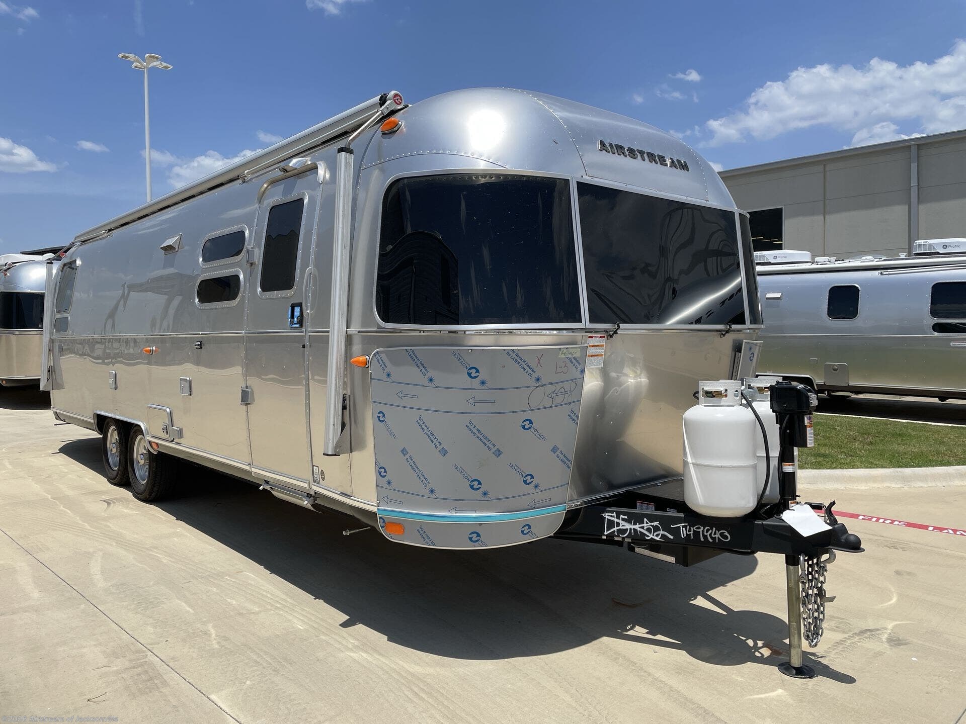 New 2027 Airstream Globetrotter 30RB available in Jacksonville, Florida