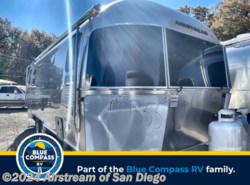 New 2023 Airstream Flying Cloud 25FB available in San Diego, California