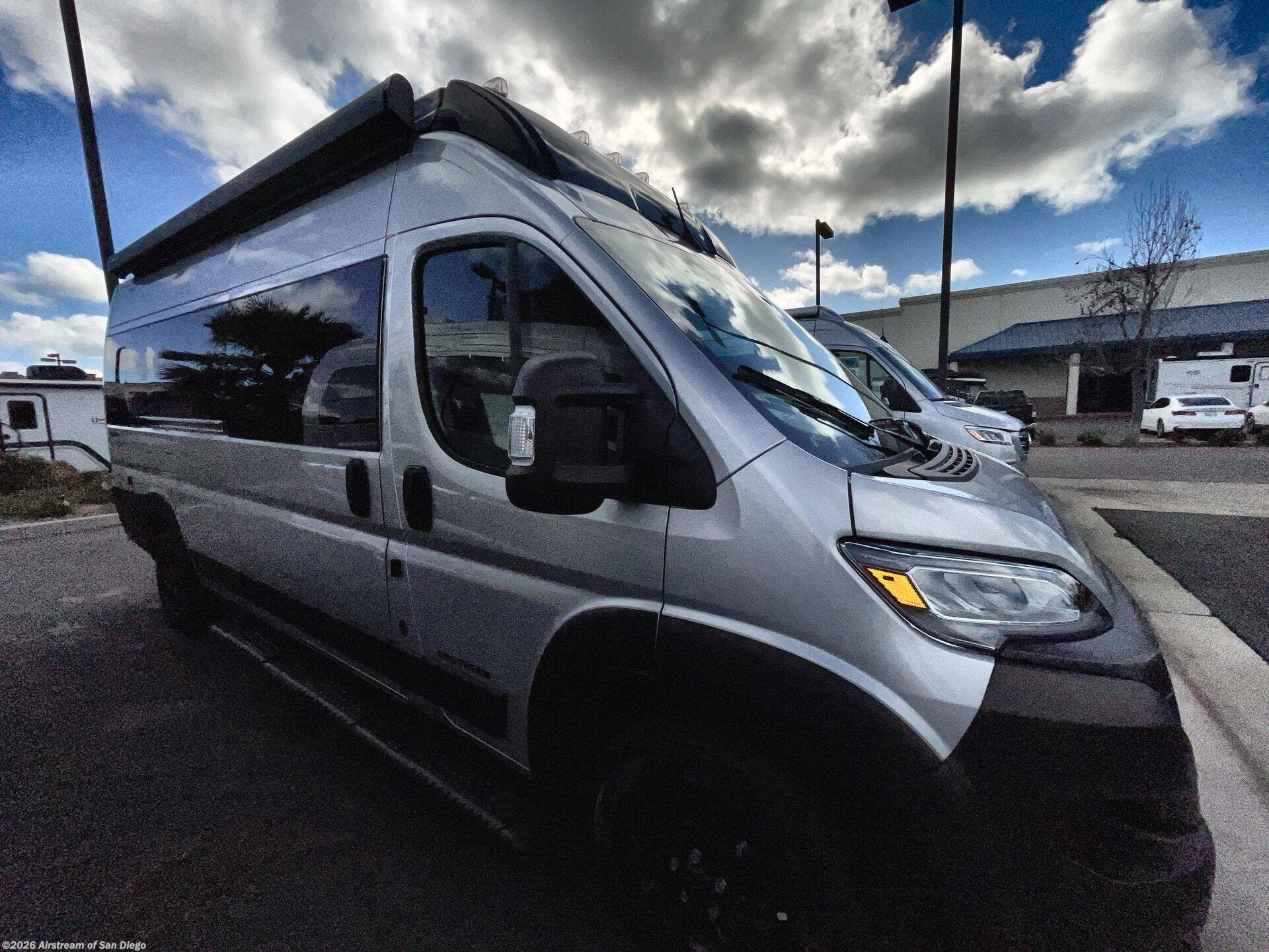 2026 Airstream Rangeline Std. Model