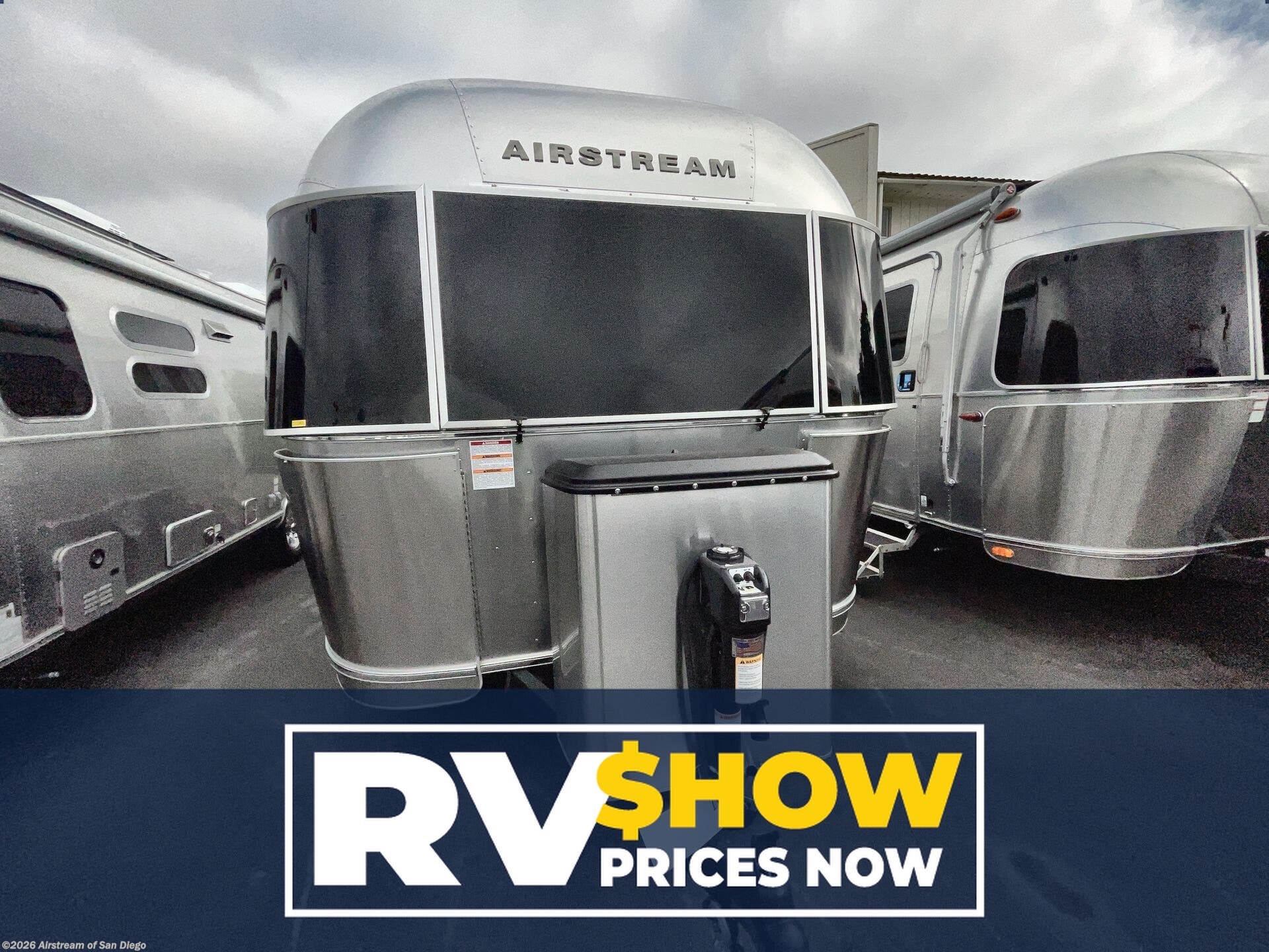 New 2025 Airstream International 23FB available in San Diego, California