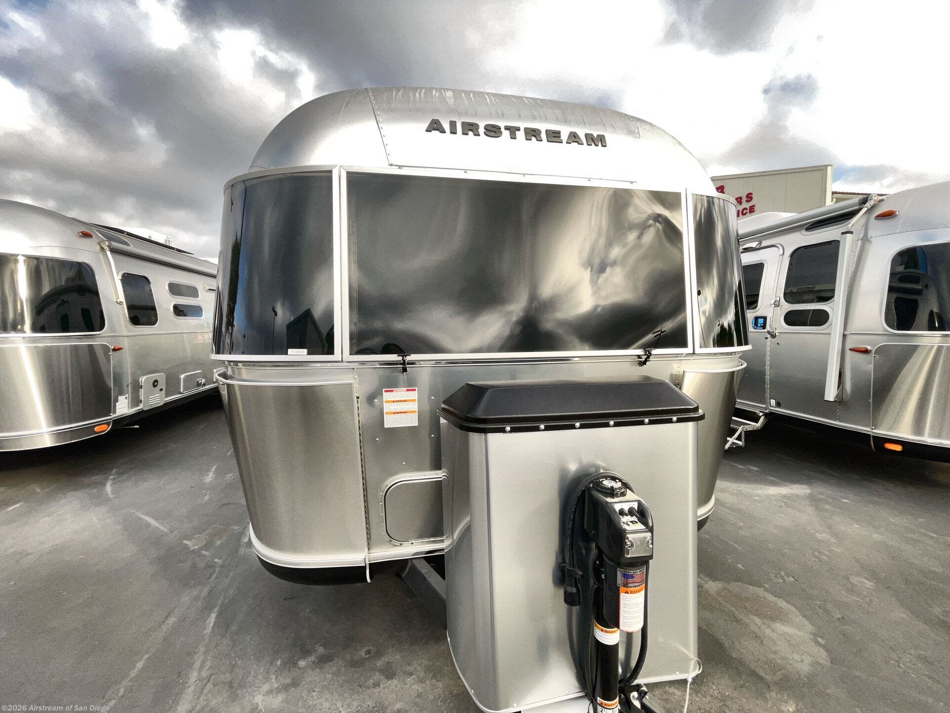 New 2026 Airstream Classic 33FB available in San Diego, California