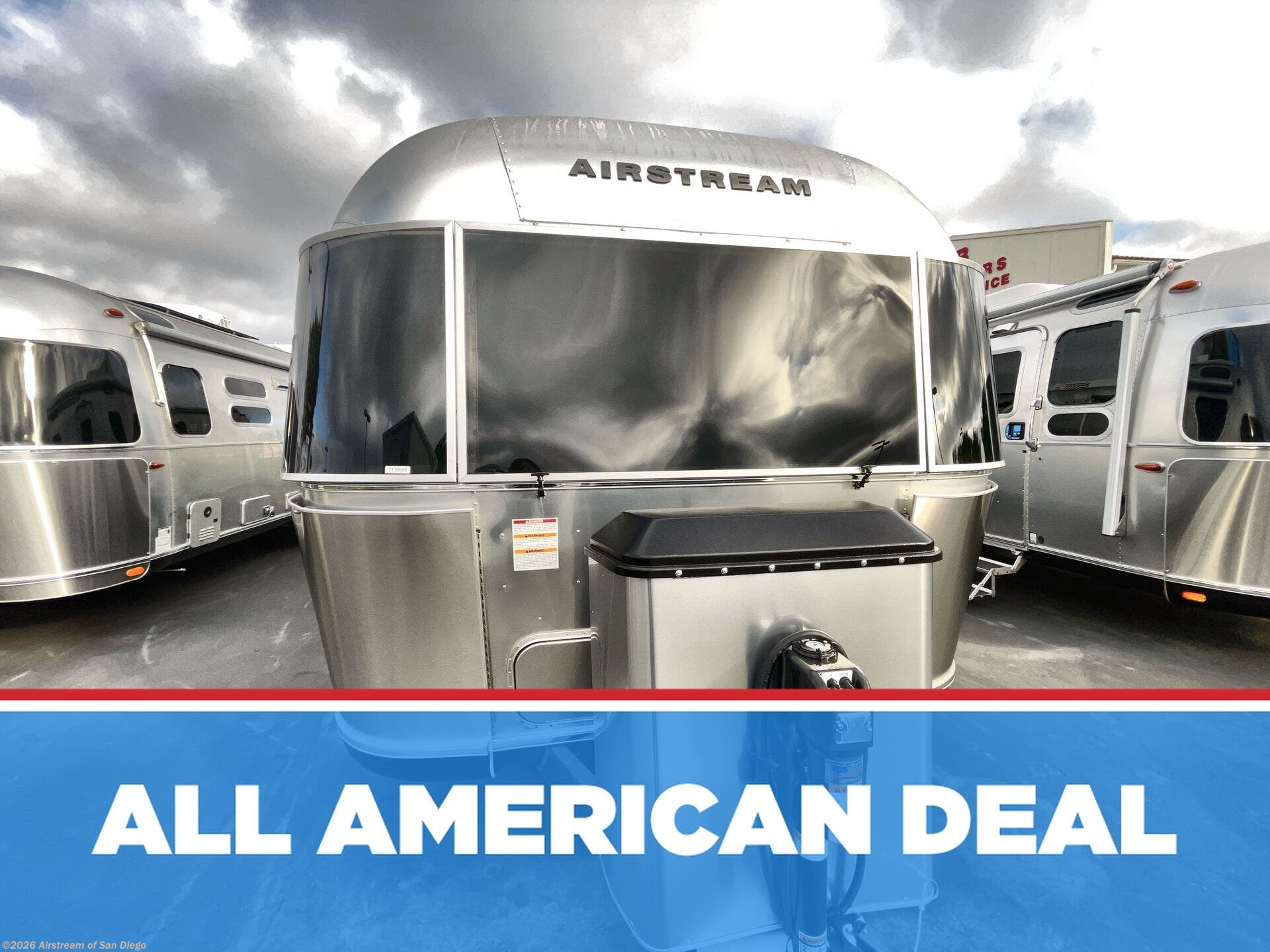New 2026 Airstream Classic 33FB available in San Diego, California