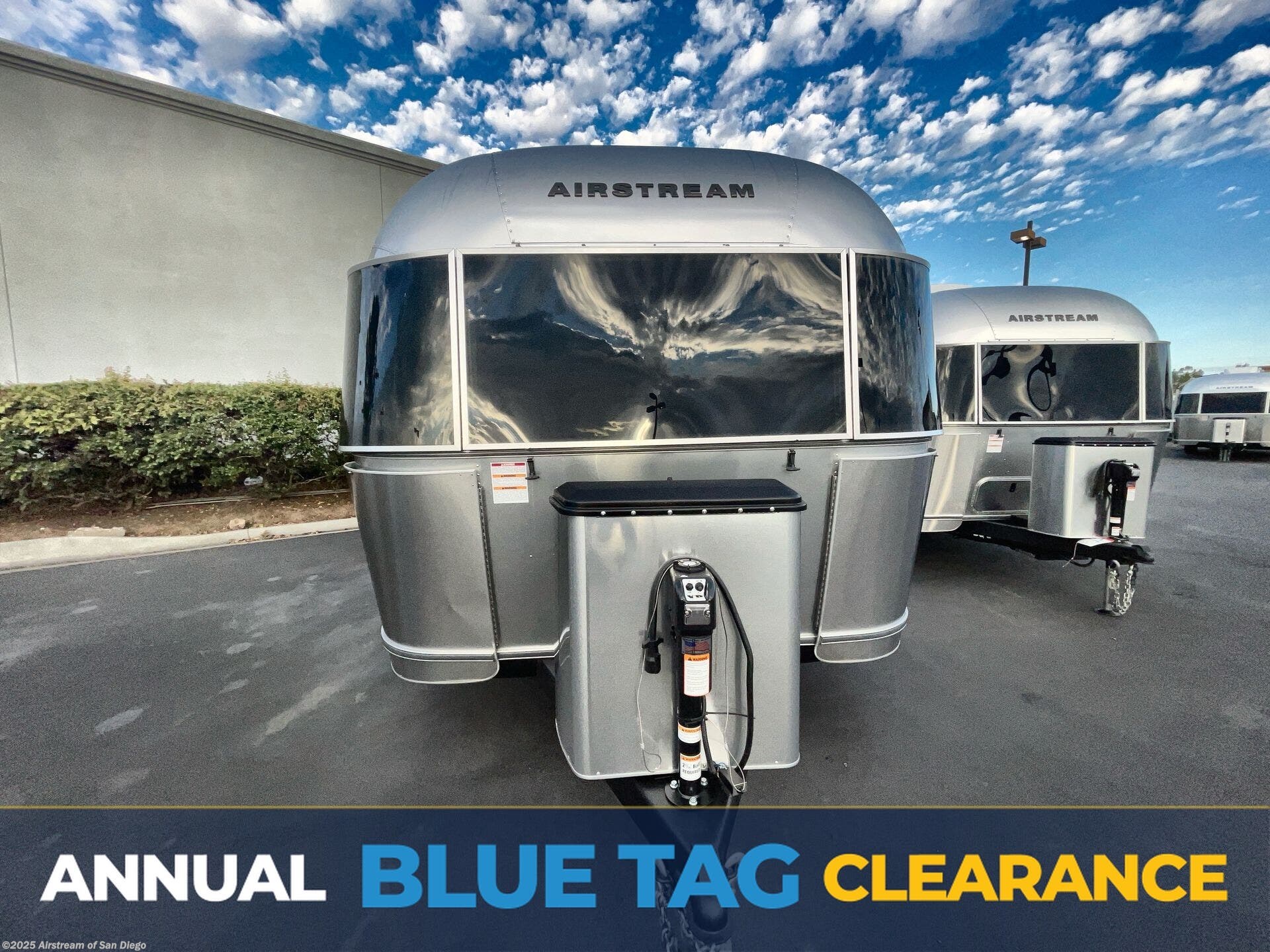 New 2026 Airstream Trade Wind 25FB available in San Diego, California