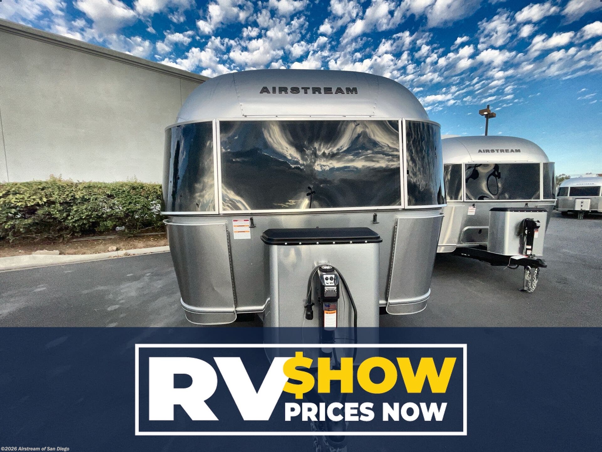 New 2026 Airstream Trade Wind 25FB available in San Diego, California