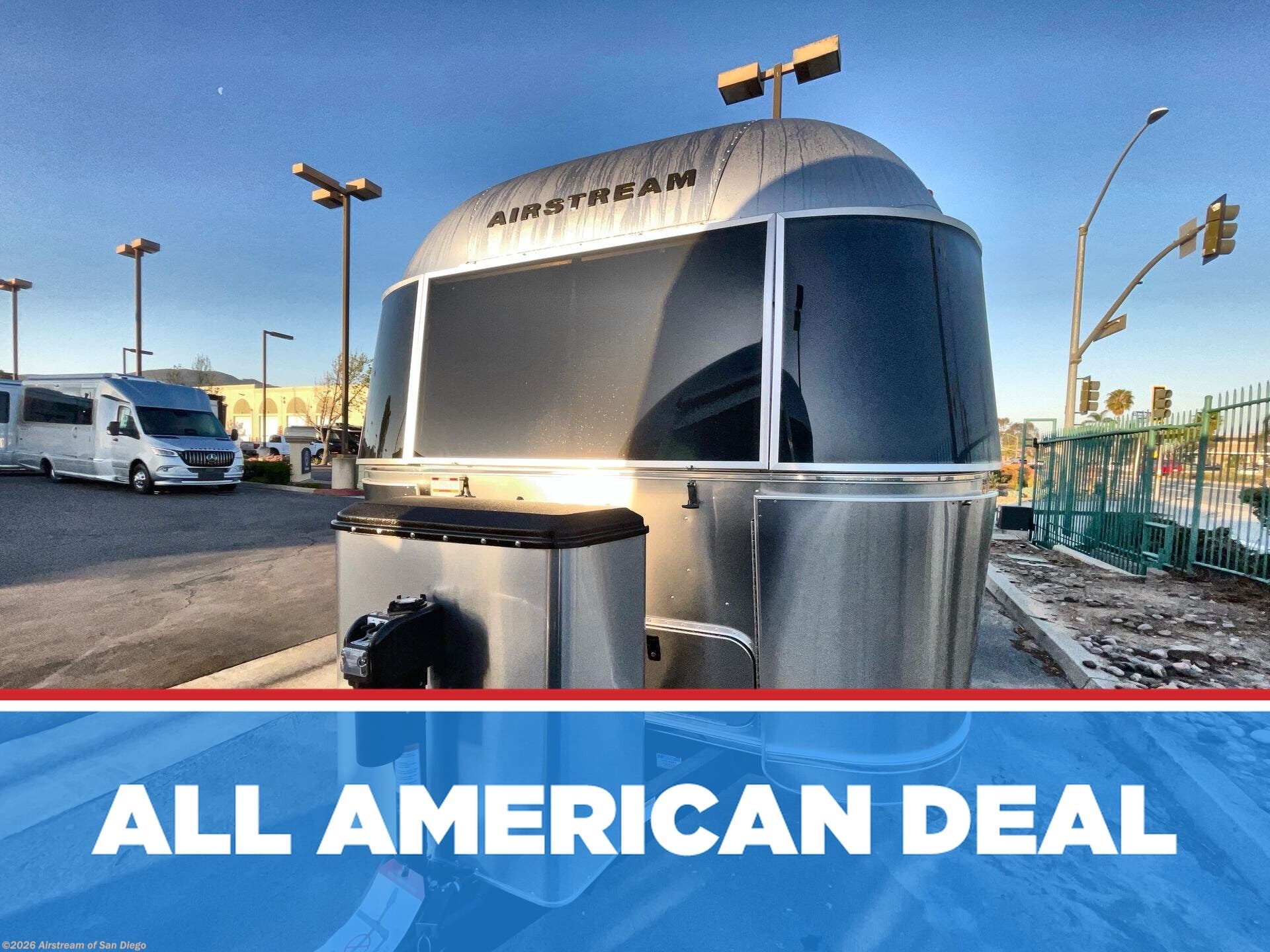 New 2026 Airstream Flying Cloud 23FB Twin available in San Diego, California