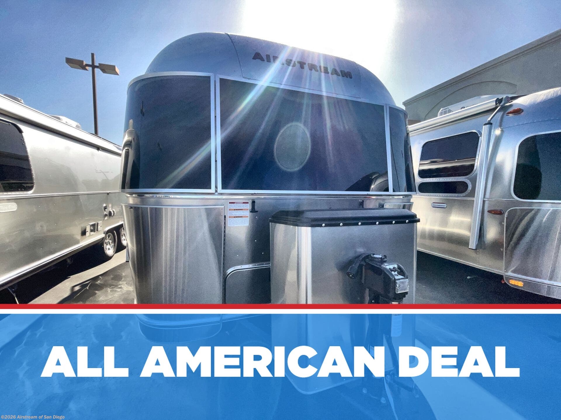 New 2026 Airstream International 23FB Twin available in San Diego, California