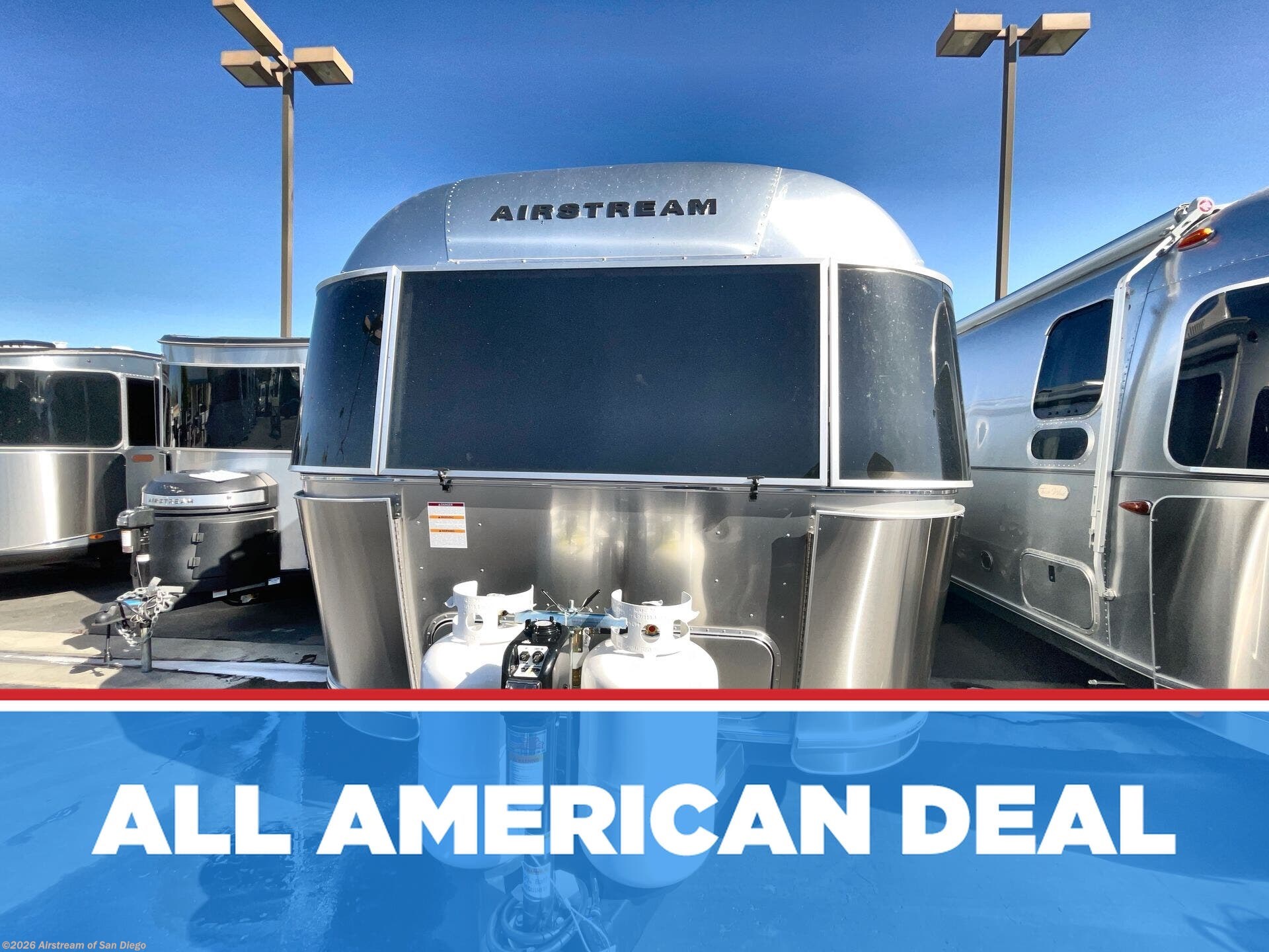 New 2026 Airstream Globetrotter 25FB Twin available in San Diego, California