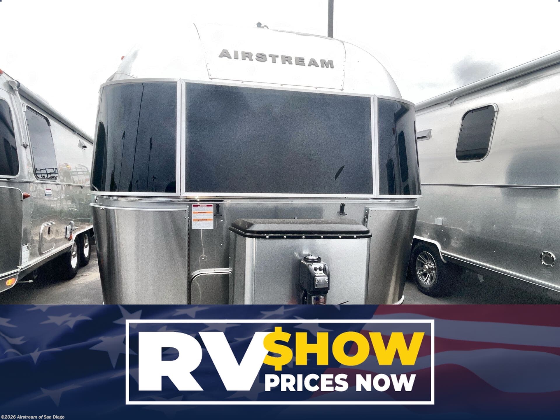 New 2027 Airstream Flying Cloud 23FB Twin available in San Diego, California