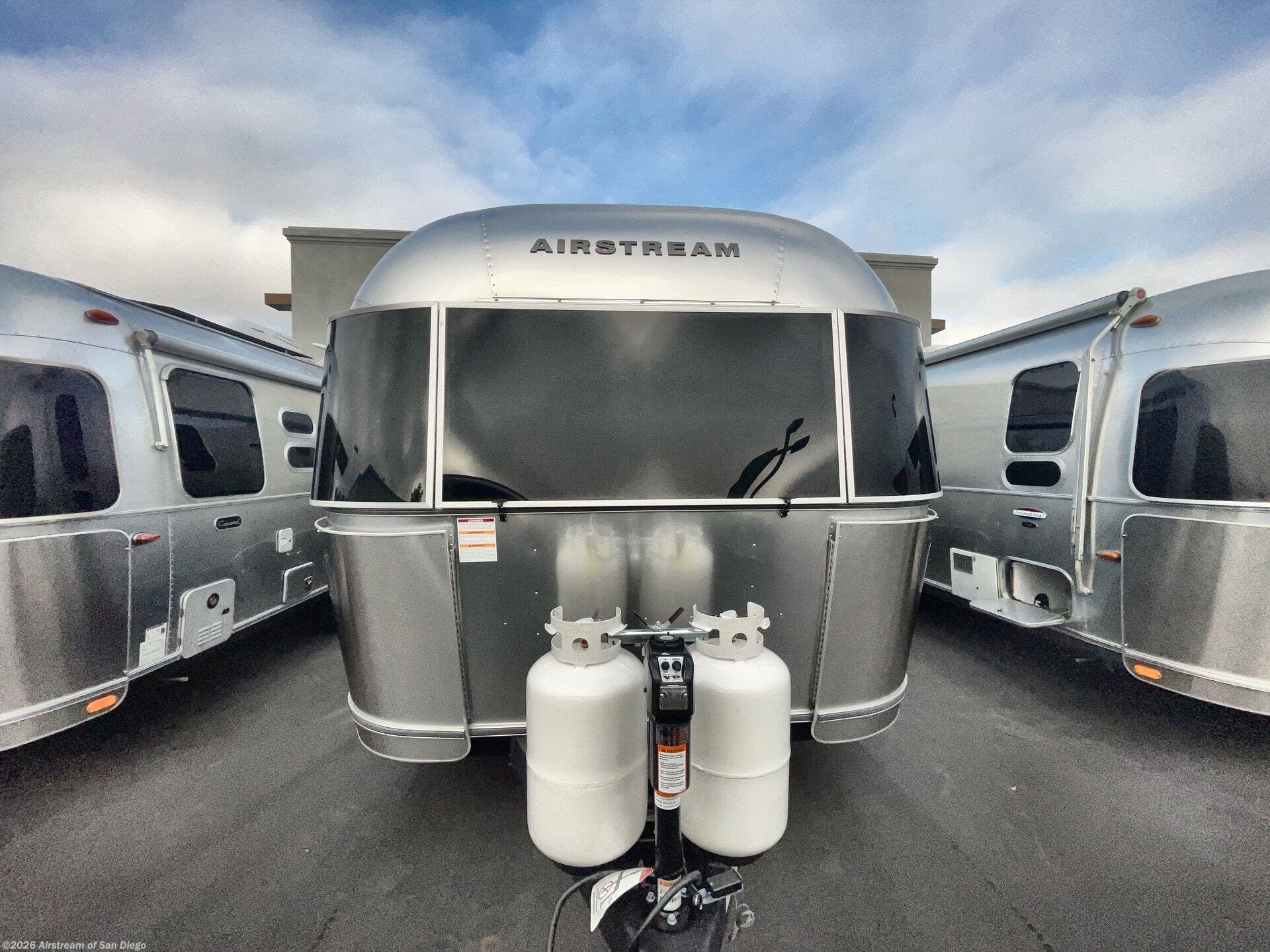 2027 Airstream Trade Wind 27FB