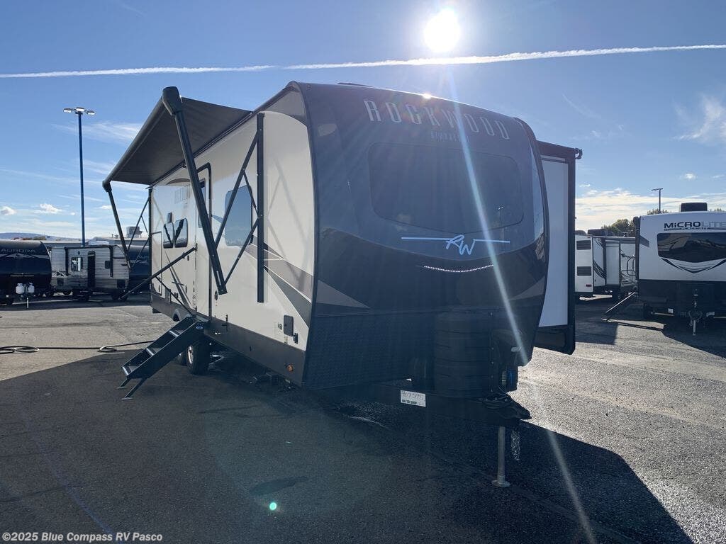New 2025 Forest River Rockwood Signature 8265KBS-W available in Pasco, Washington
