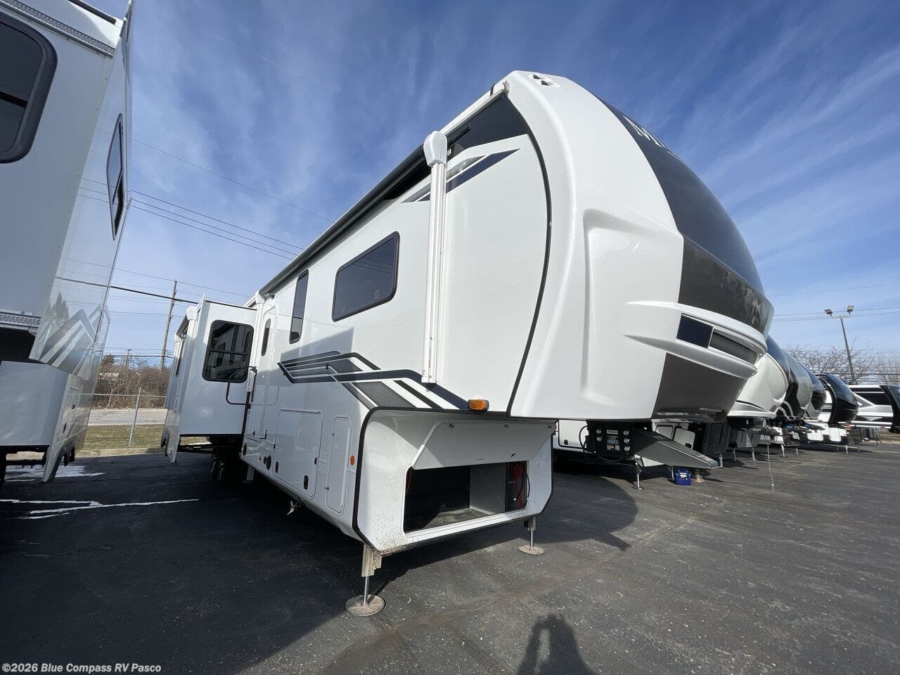 New 2027 Heartland Milestone 39TB available in Pasco, Washington
