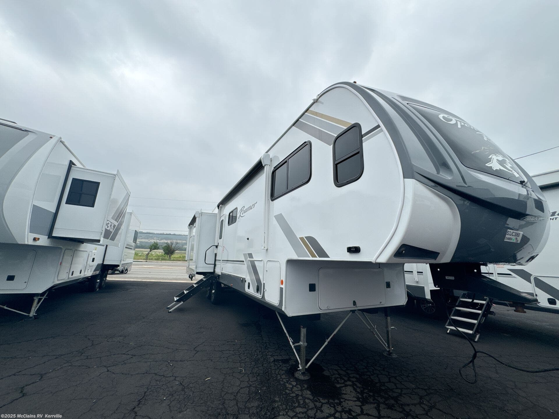 New 2025 Highland Ridge Open Range Roamer 354MBH available in Kerrville, Texas